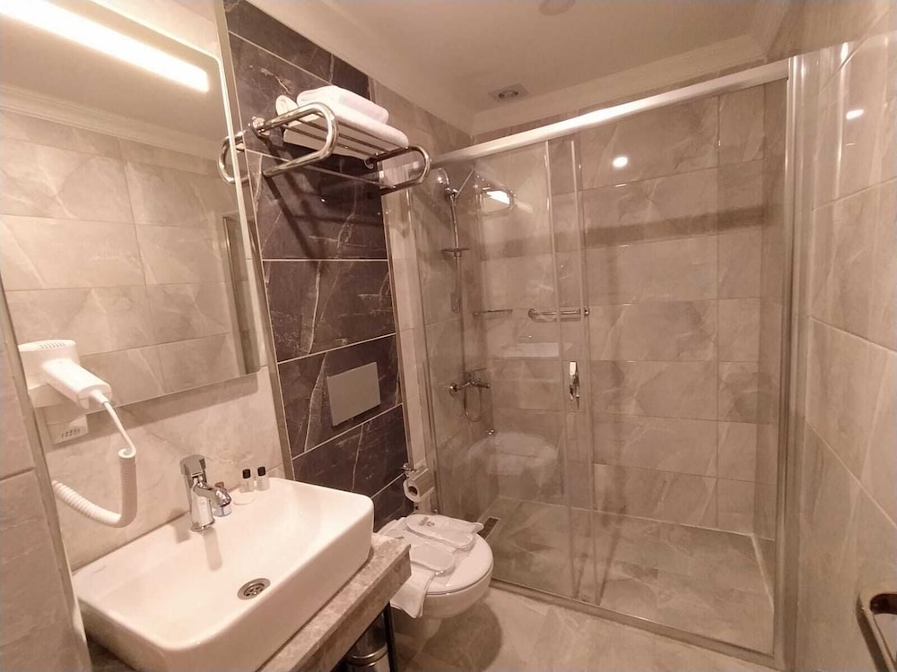 Nupera Hotel 10/51