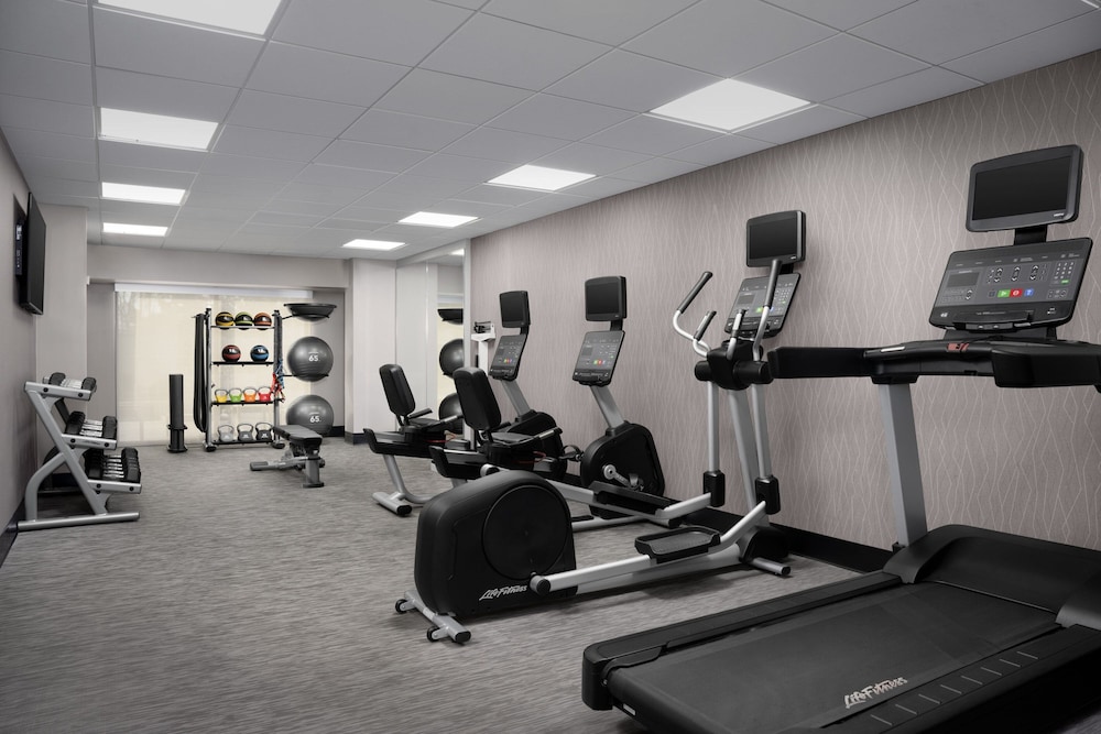 Courtyard By Marriott Orlando East/Ucf Area 24/50