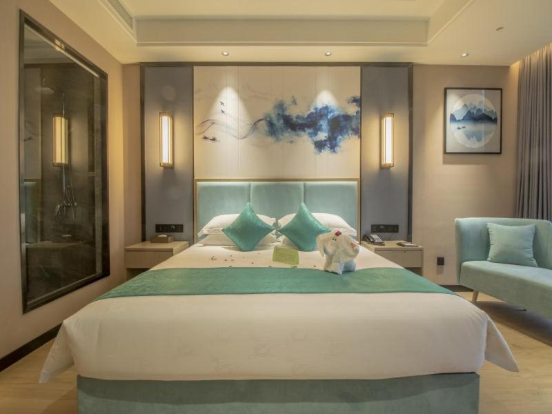 GreenTree Eastern Hotel Hainan Free Trade Port Jiangdong New District Meilan Airport 33/43