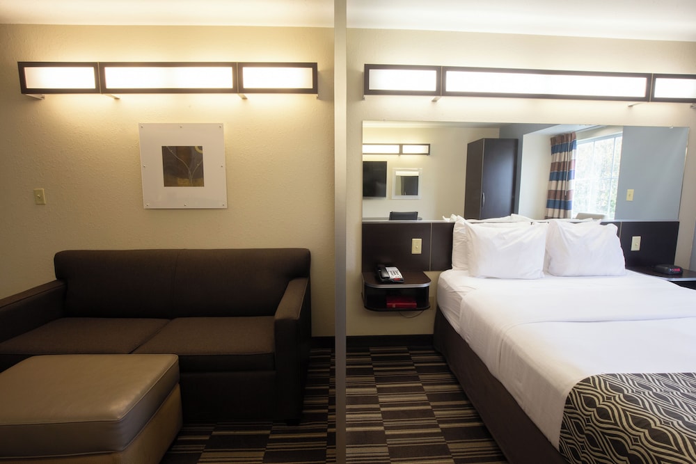 جناح بسرير كوين، Microtel Inn & Suites By Wyndham Waynesburg 8/10