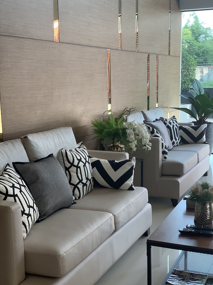 185 Residence 30/50