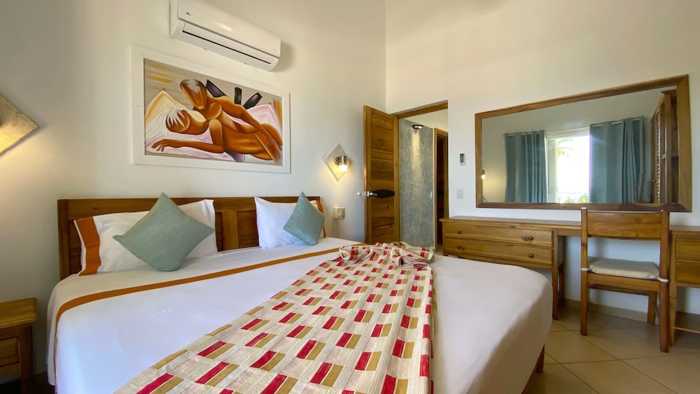 Albachiara Hotel 20/75