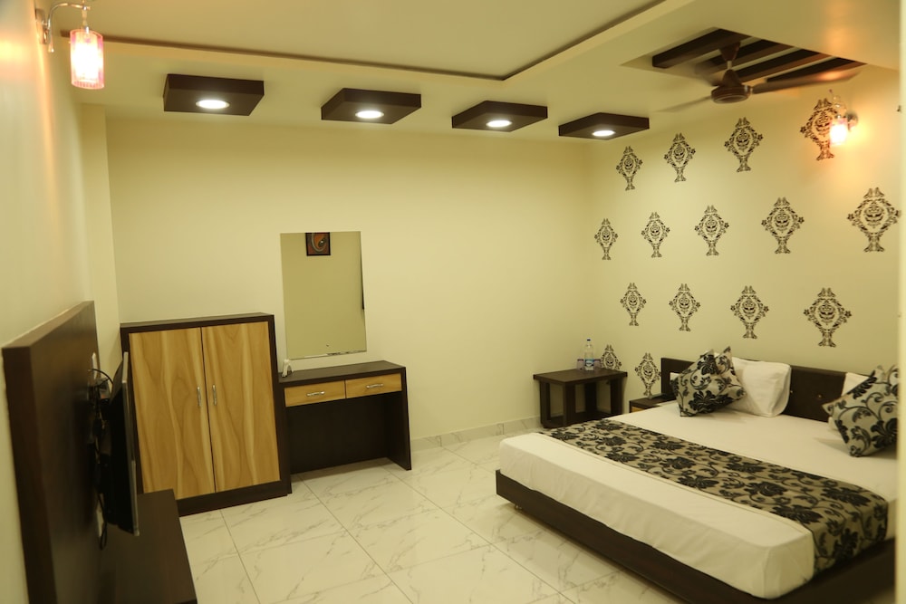 Shri Ram Residency 15/38
