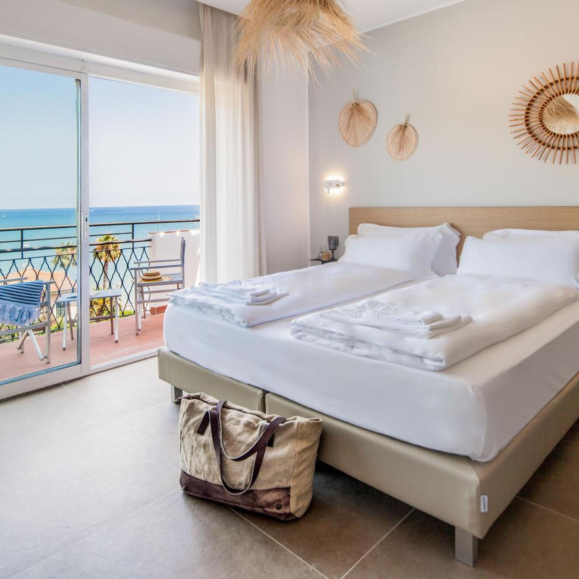 Superior, Double Bed, Sea View, Balcony