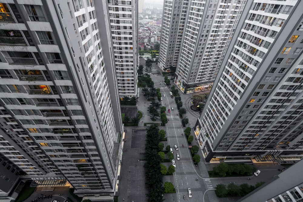 Bayhomes Times City Serviced Apartment 4/50