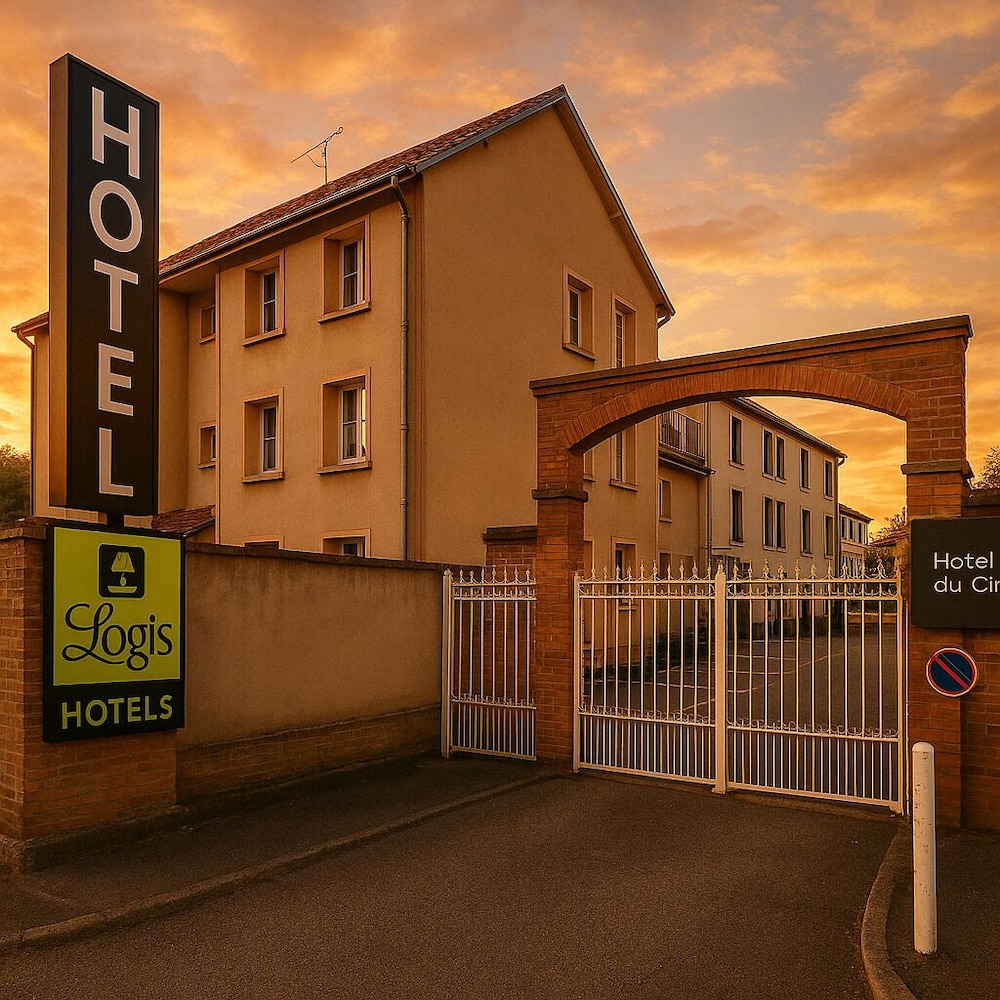 Logis Hotel Du Cirque 6/73