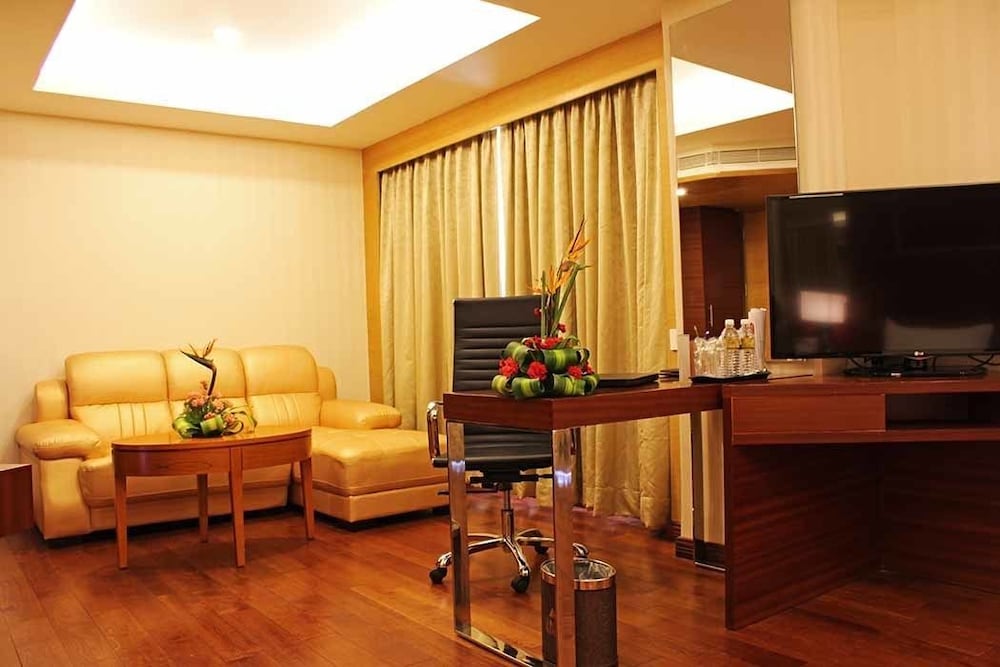 Hotel Chennai Le Palace 55/72