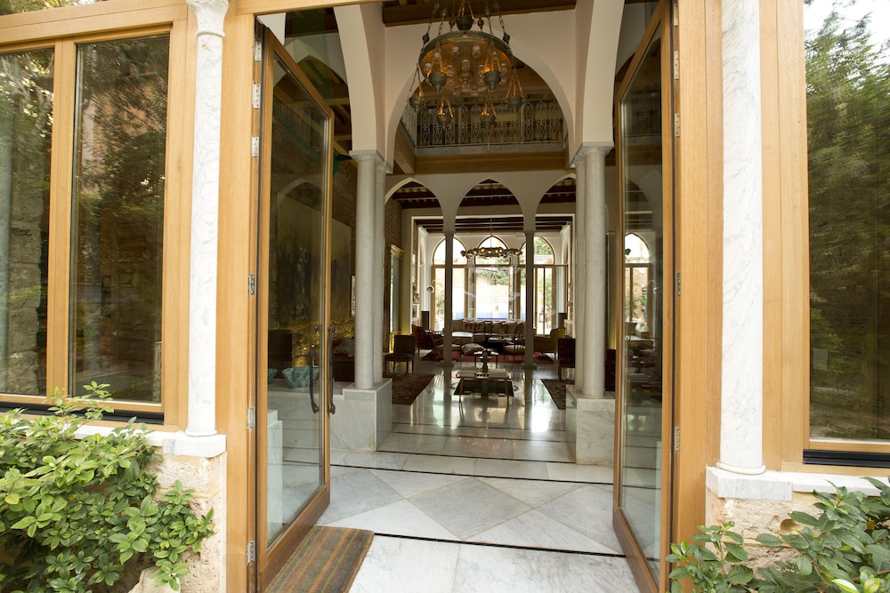 Arthaus Beirut 7/50