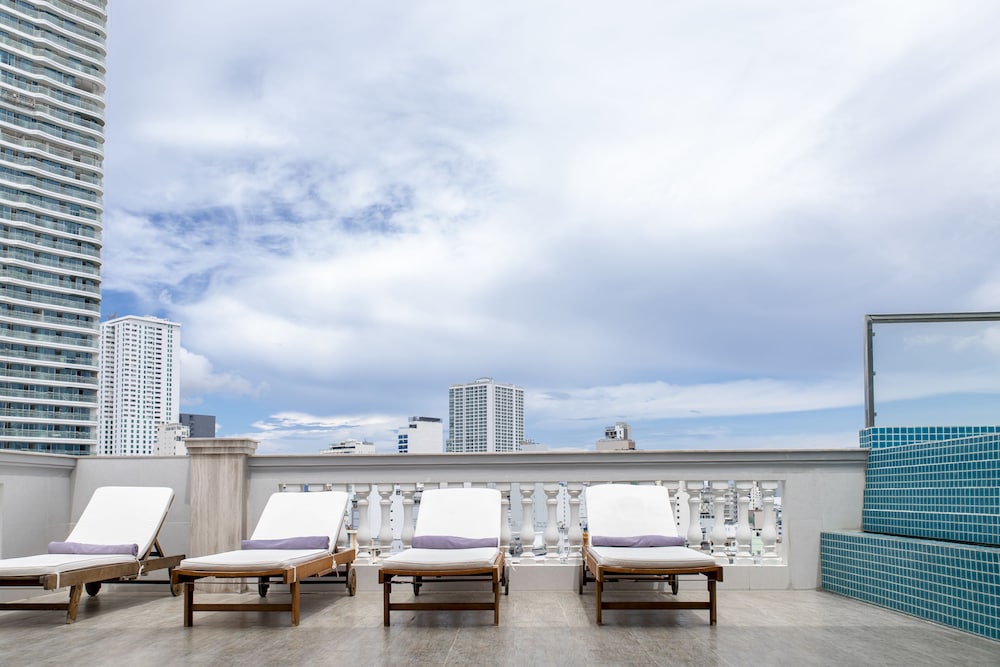 Seven Seas Hotel And Apartment 56/61