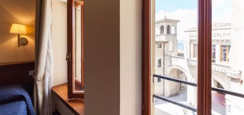Hotel Titano 32/54