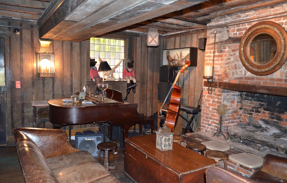 Planters Inn 22/29