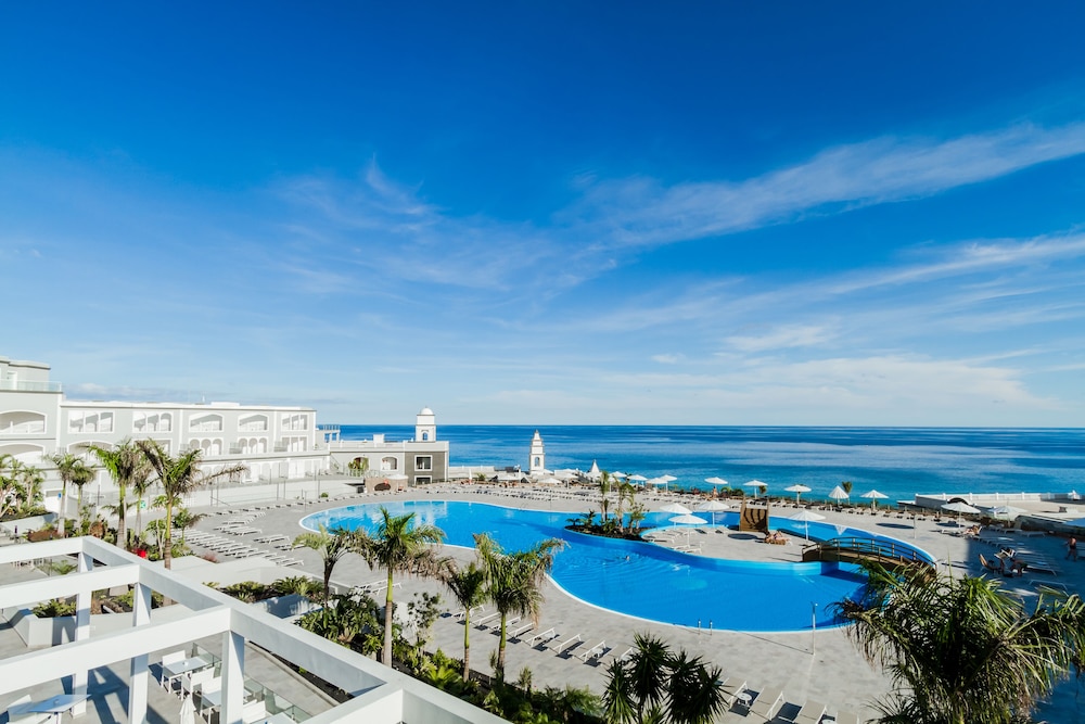 Royal Palm Resort & Spa - Adults Only 48/63
