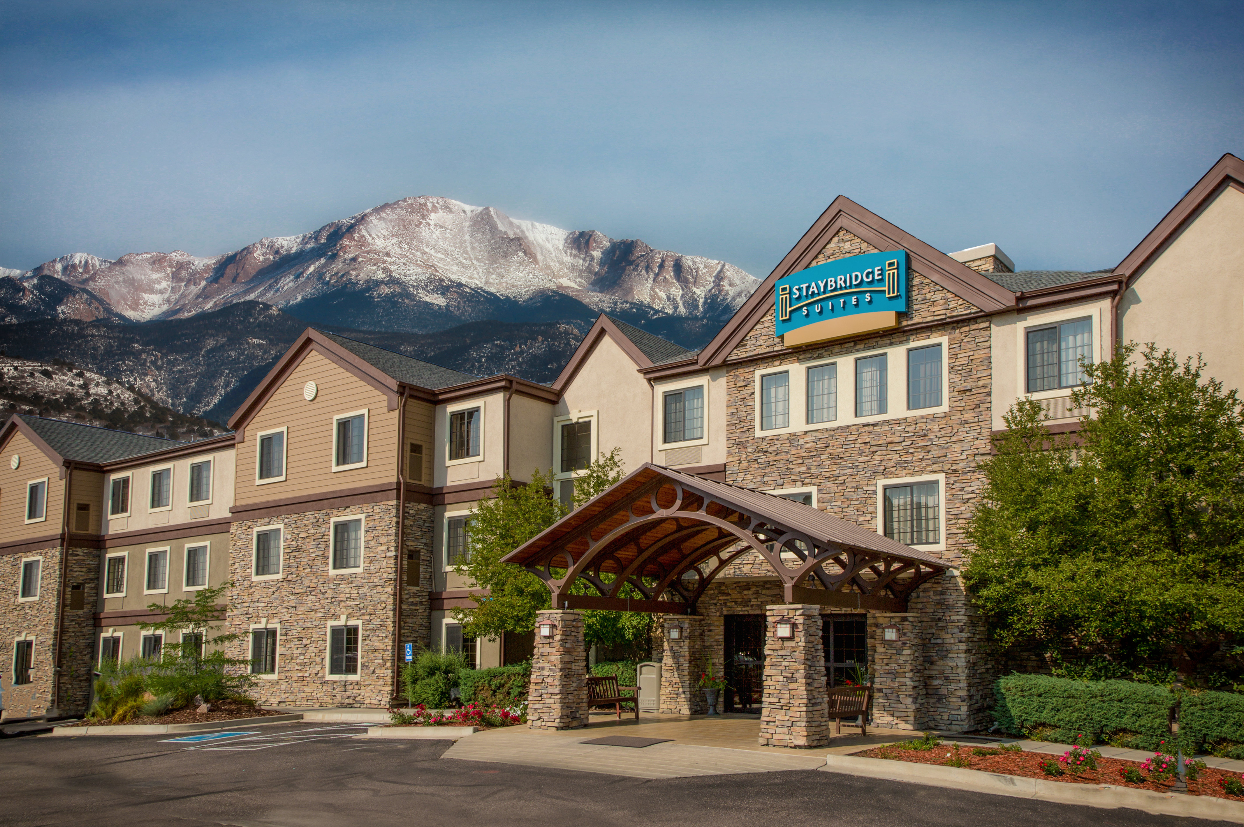 Staybridge Suites Co Springs Air Force Academy 53/60