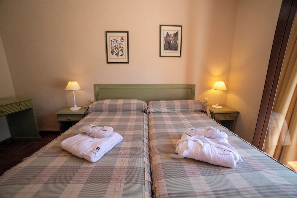 Hotel Villa De Grazalema 12/57