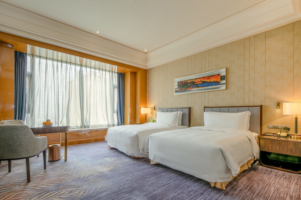Chateau Star River Shaanxi 11/61