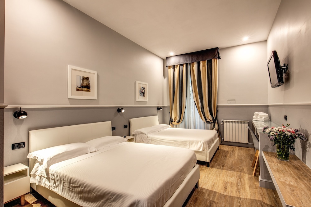 Hotel Taormina Roma 23/56