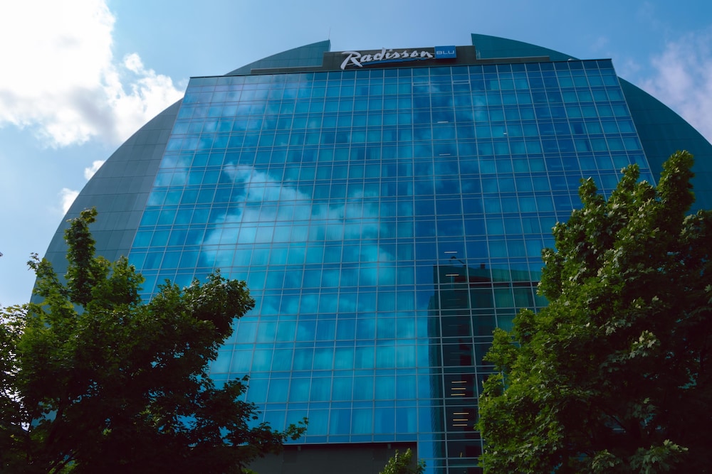 Radisson Blu Hotel, Frankfurt in FRANKFURT