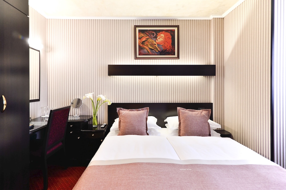Prezident Hotel 18/75