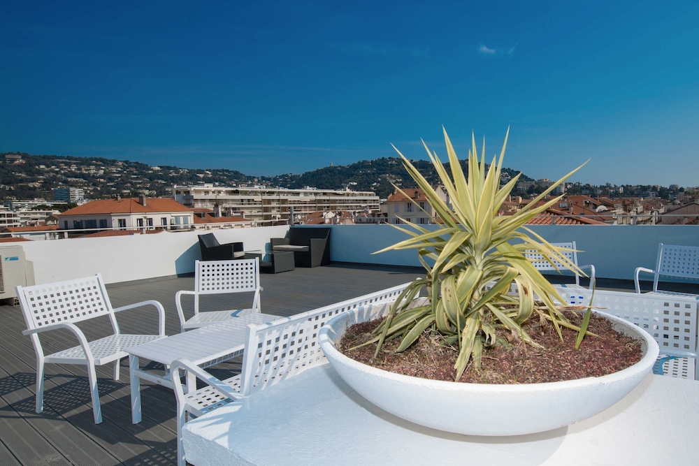 De France Cannes 42/50