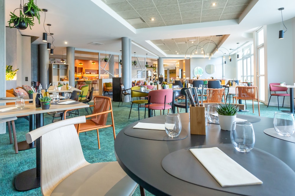 NOVOTEL BOURGES 37/49