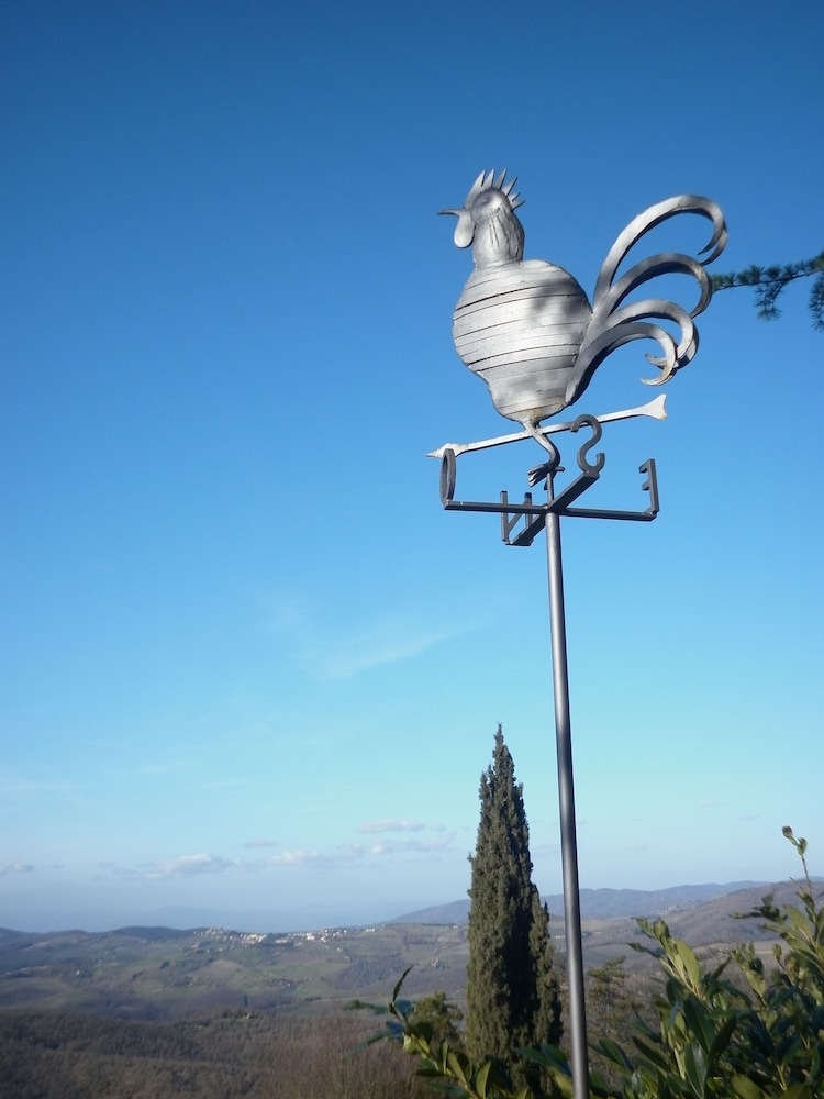 Villa Sant' Uberto Country Inn 57/65