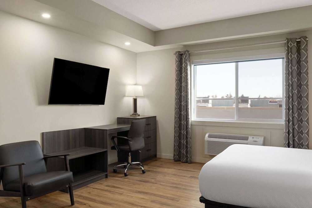 Baymont by Wyndham West Edmonton 44/50