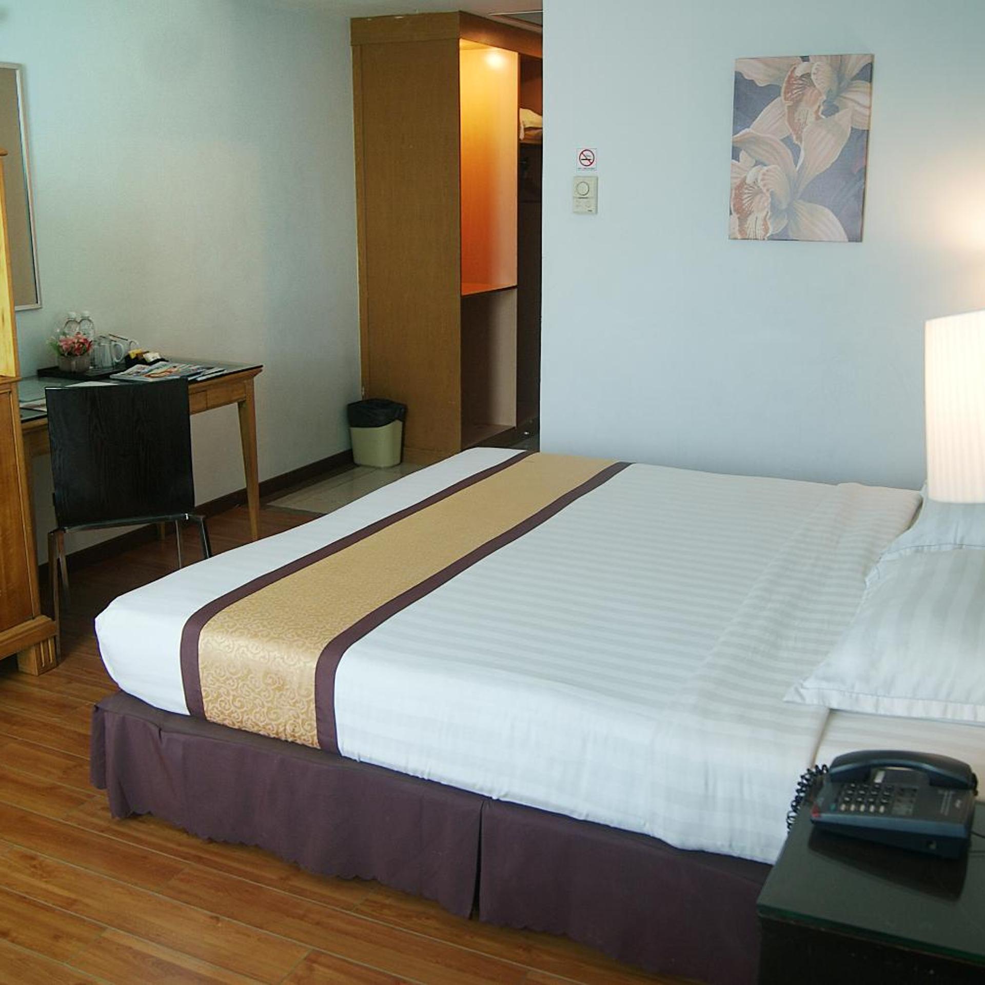Tang Dynasty Bay Hotel 20/57