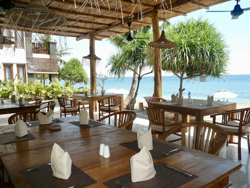 Vienna Beach Resort 49/69