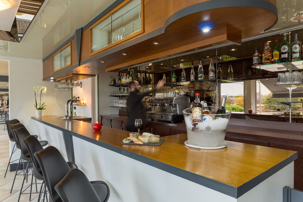 Sure Hotel by Best Western Dijon Sud 48/58