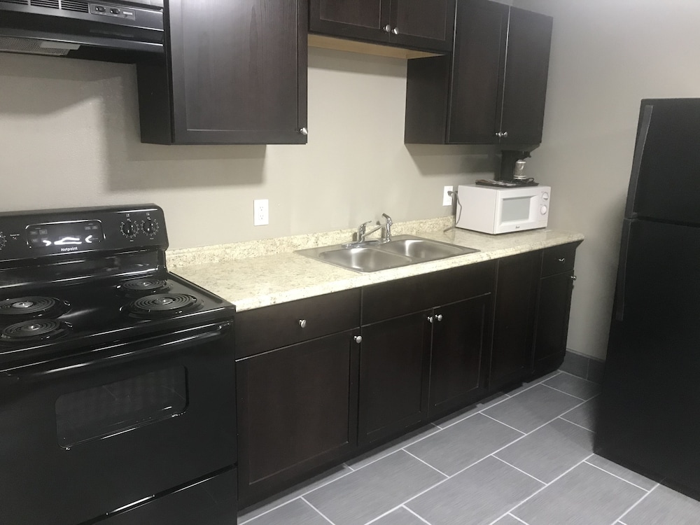 Days Inn & Suites By Wyndham Collierville Germantown Area 22/25