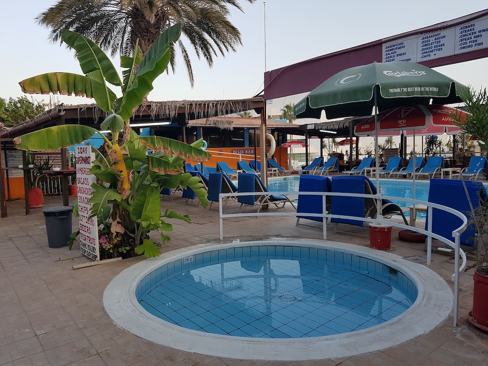 Kkaras Hotel 3/68