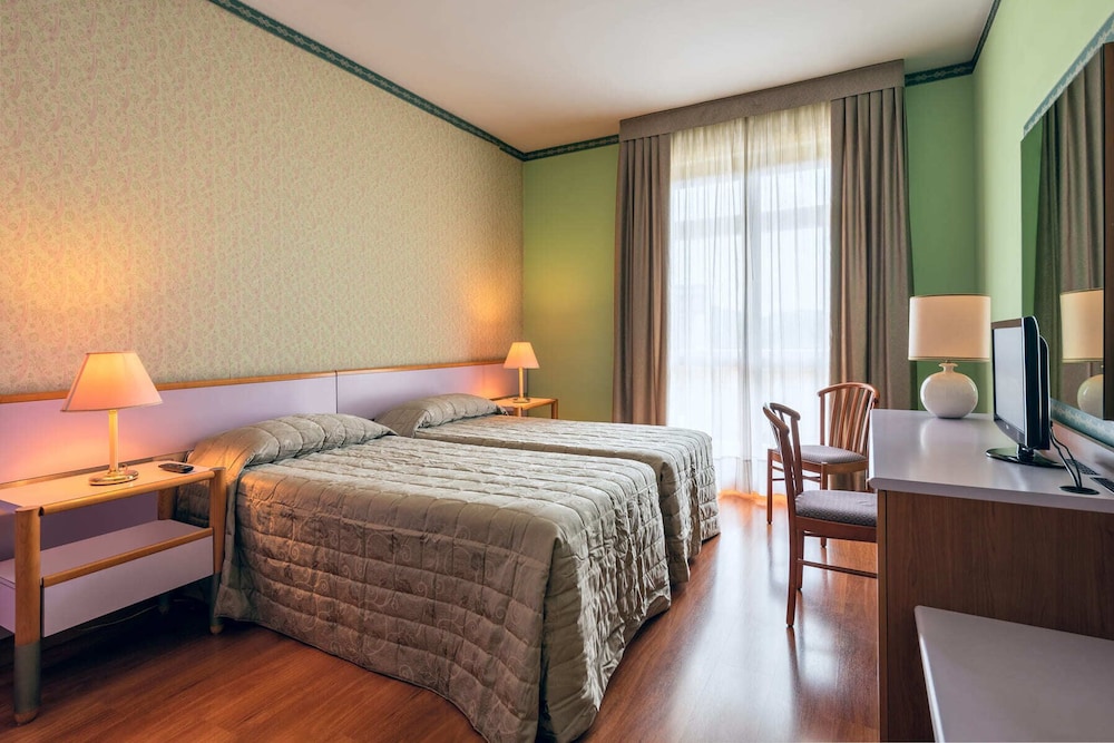 Savoia Thermae Spa 12/50