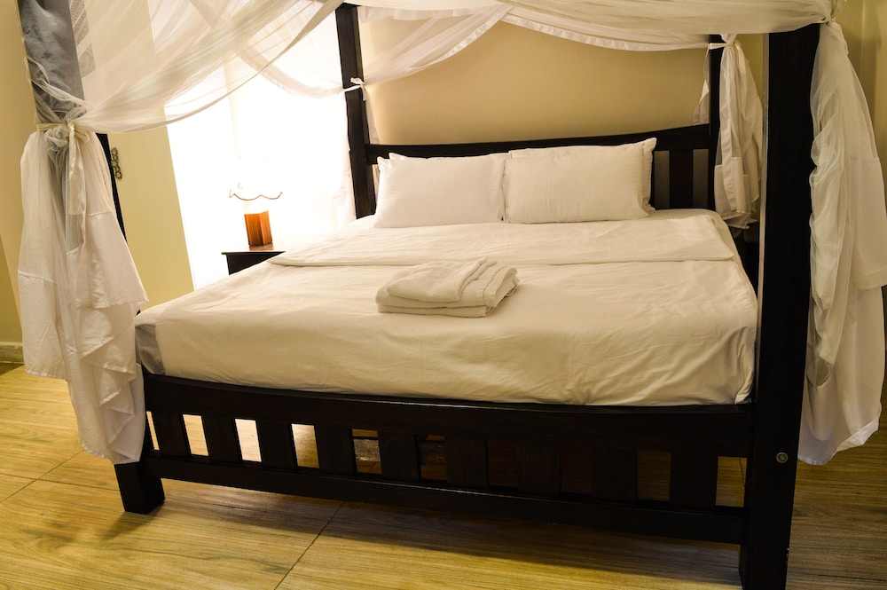 STANDARD, DOUBLE BED