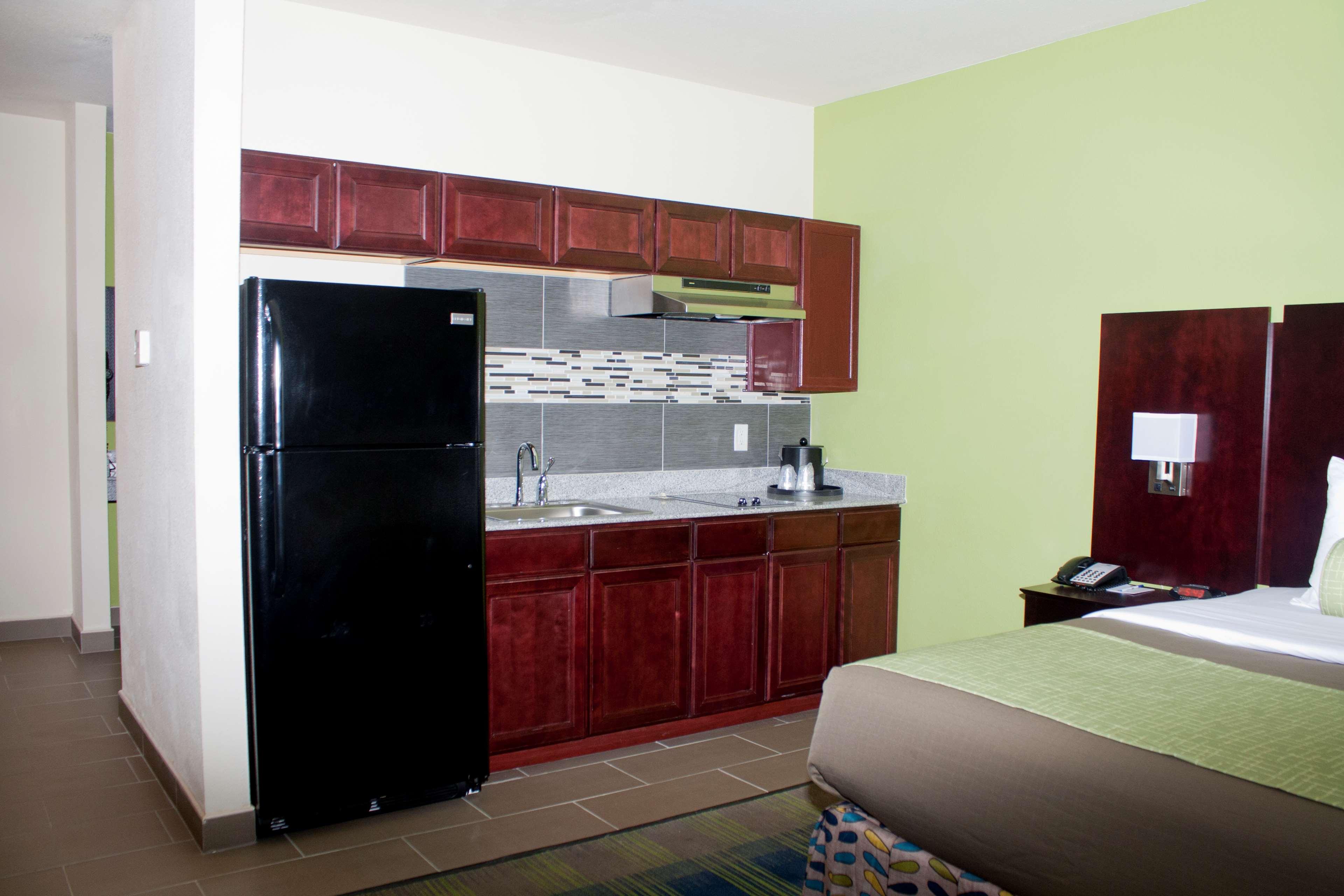 غرفة، Best Western Plus Pratt 3/4