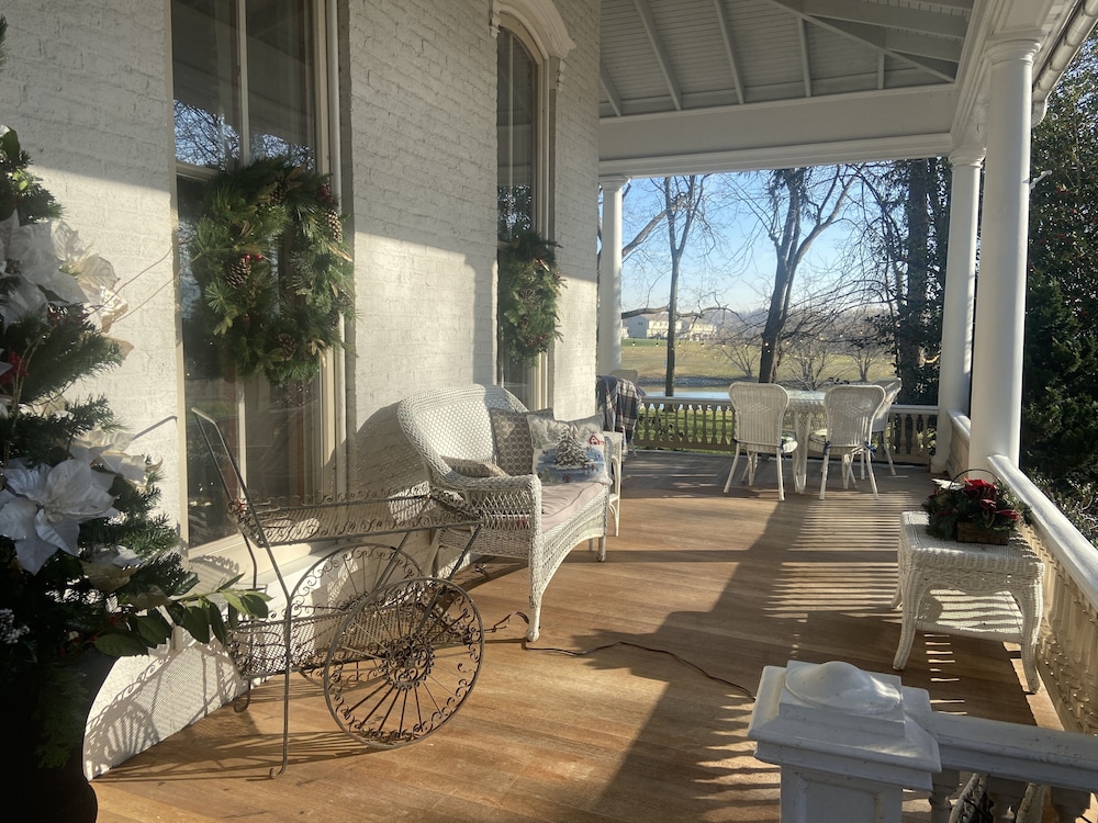 Susquehanna Manor Inn 30/42