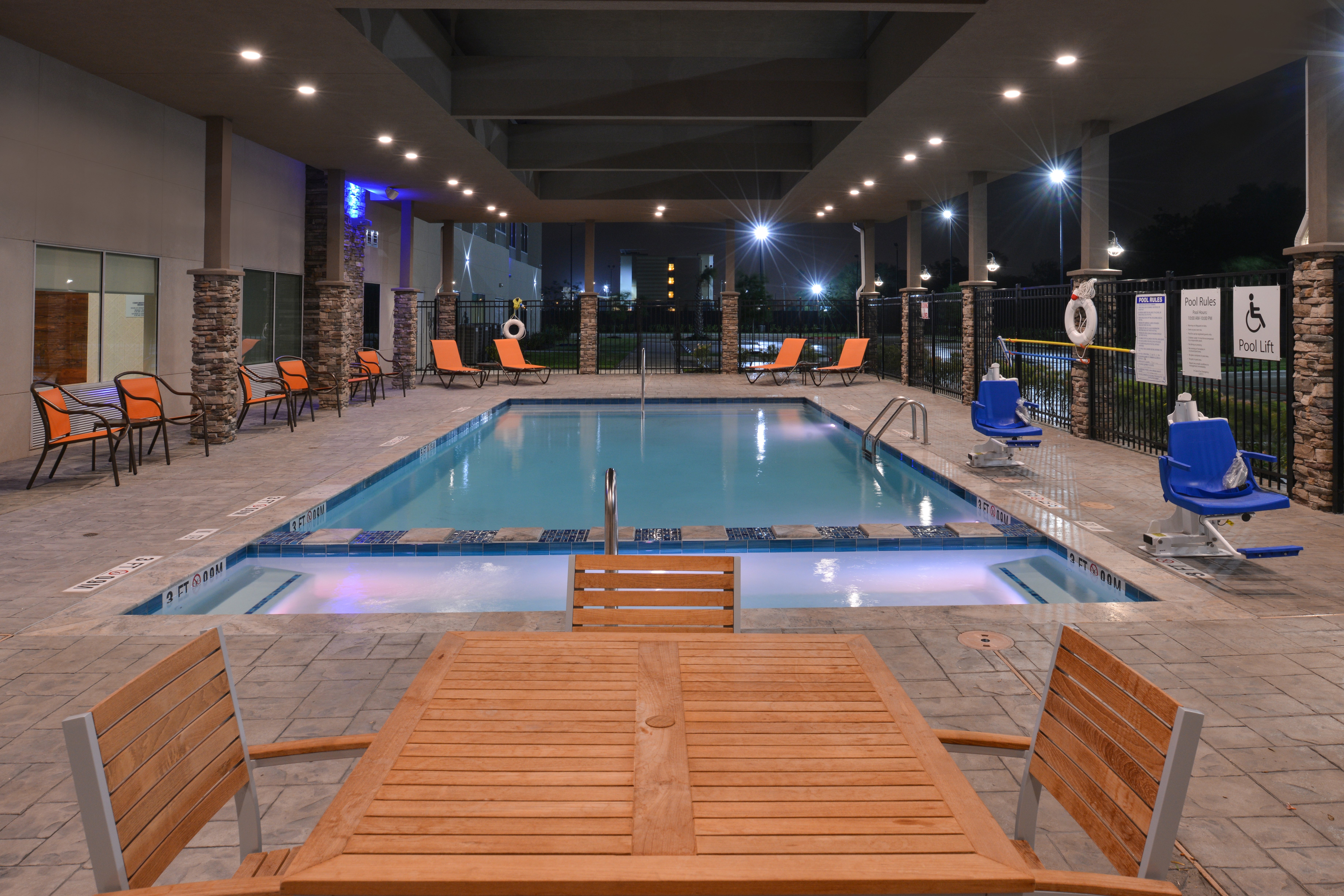 Holiday Inn Express Suites Houston E Pasadena 29/62