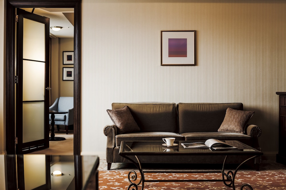 Imperial Hotel Tokyo 60/77