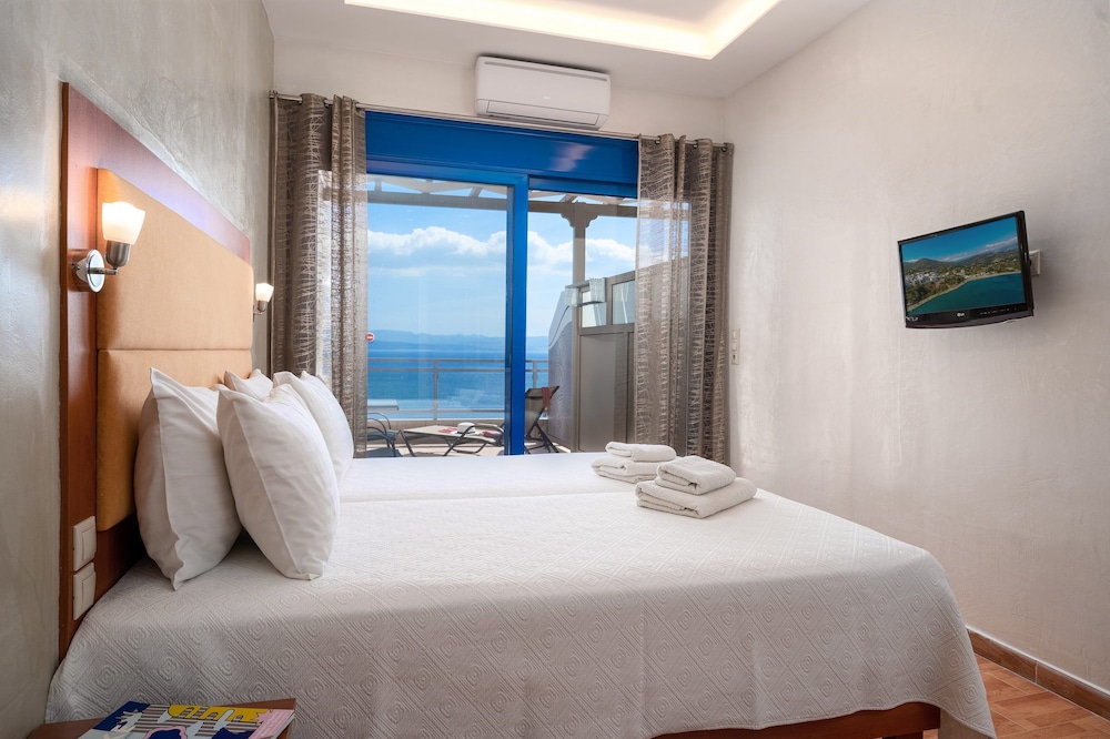 Minos Boutique Hotel 17/50
