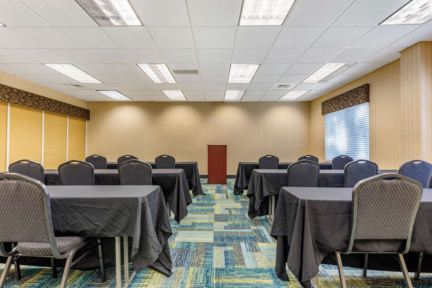 City Express by Marriott Orlando International Drive 25/27
