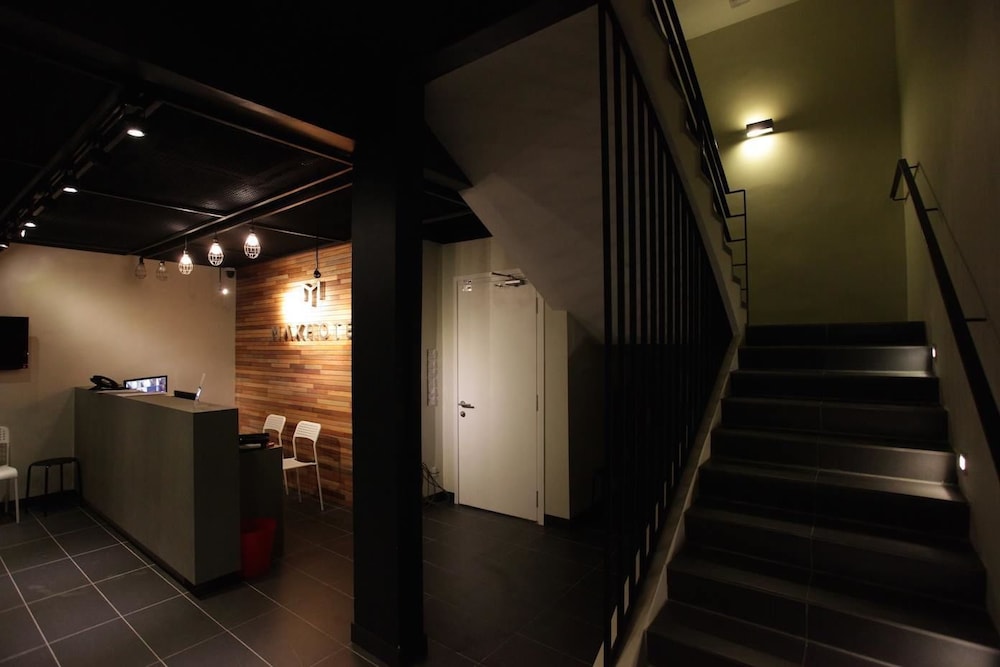 Max Hotel Subang Jaya 31/35