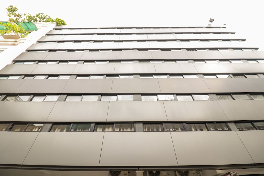 OYO 225 Premier Place Bangkok 1/17