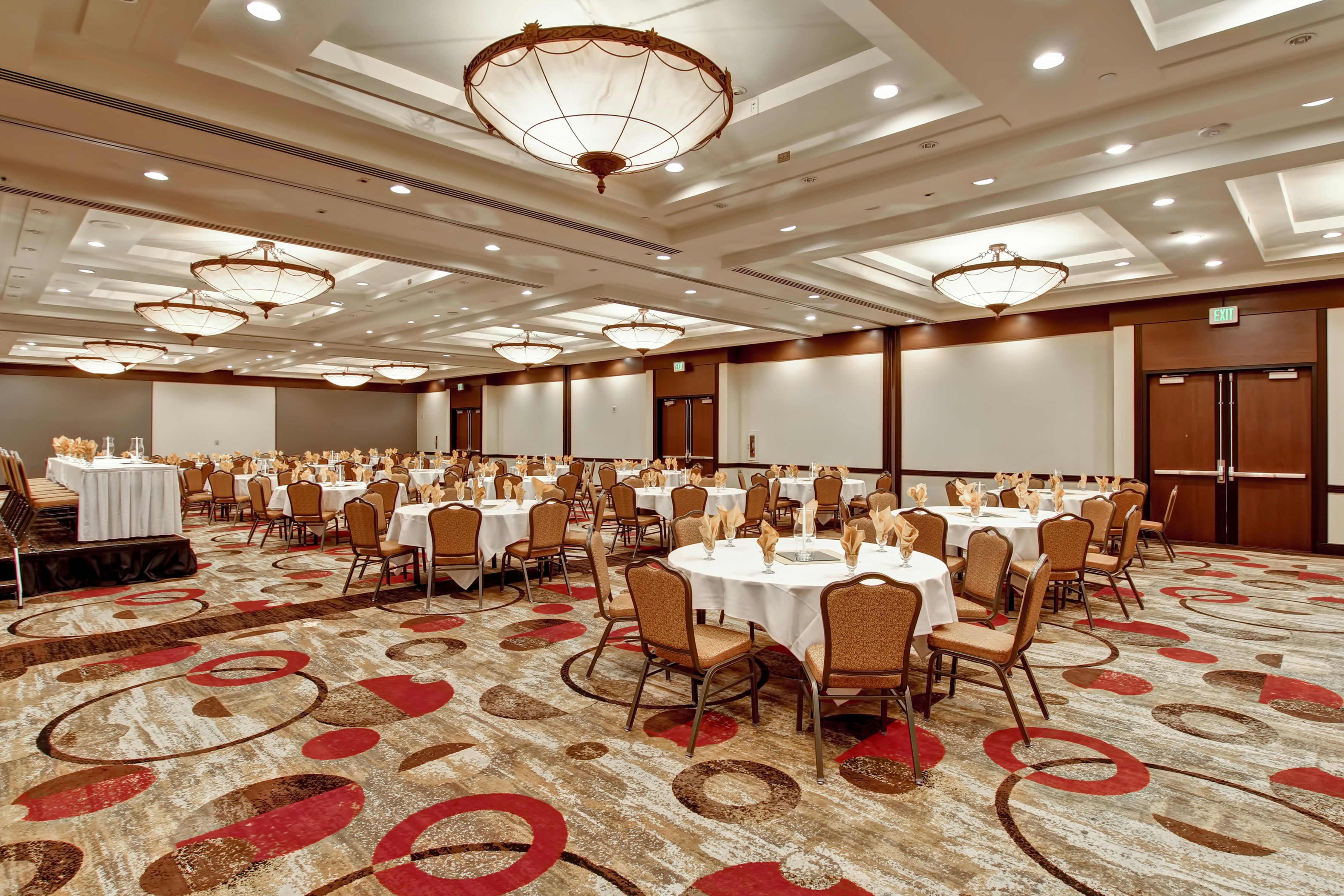 DoubleTree by Hilton Hotel Pleasanton at the Club 50/70