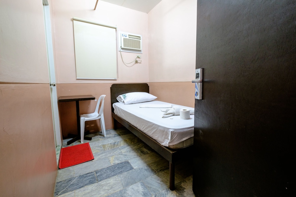 Gv Hotel Ozamiz 19/30