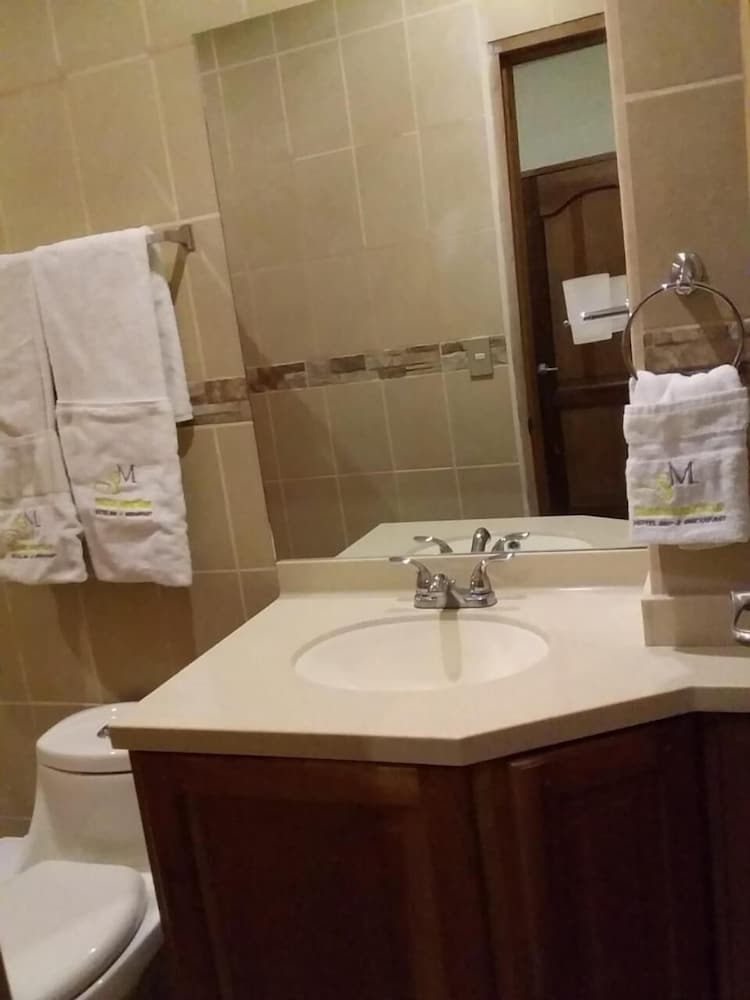 Hostal Santa Martha 33/35