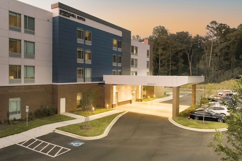 SpringHill Suites by Marriott Charlotte Huntersville 37/42