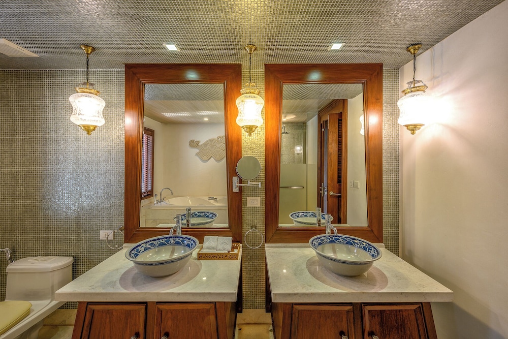 Maikhao Dream Villa Resort & Spa 67/67