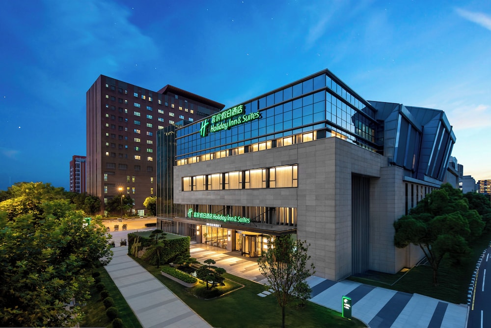 Holiday Inn Hotel & Suites Shanghai Changfeng by IHG 2/50