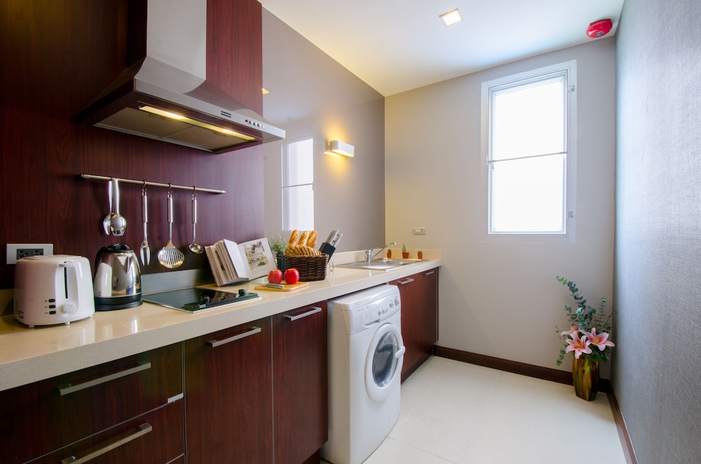 Grand Mercure Bangkok Asoke Residence 51/69