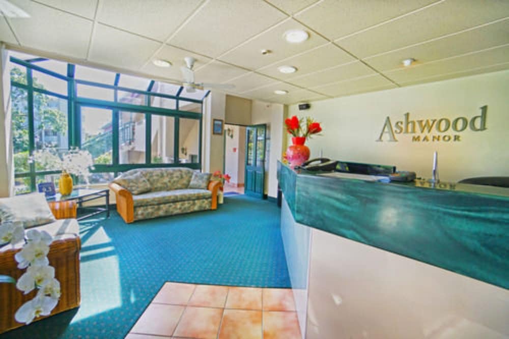 Ashwood Manor Motor Lodge 11/28