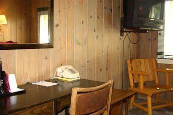Brundage Inn 21/26